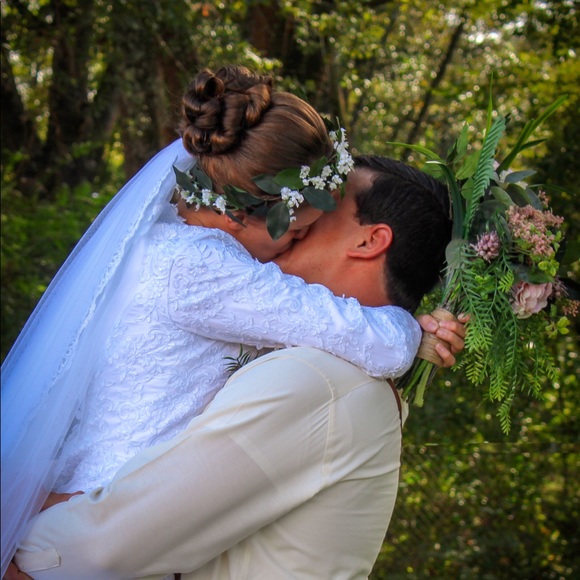 Meet your Posher, Danielle - Picture 1 of 5